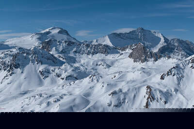 Grande Motte et Grande Casse sur le domaine de Tignes vue du ciel